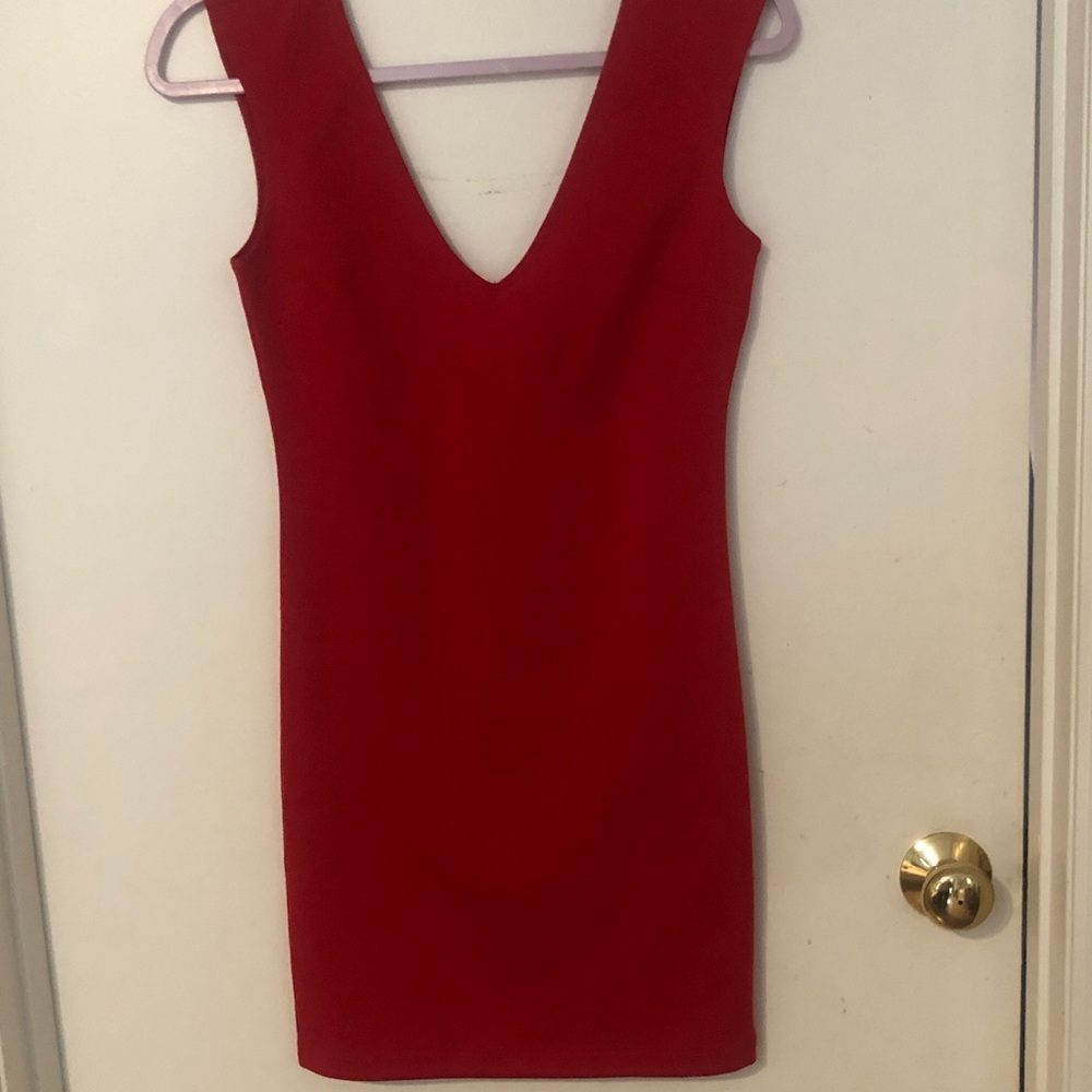 Red V-Neck Sleeveless Bodycon Dress